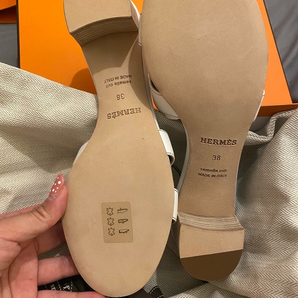 New. Never used 🥰 with receipt - Picture 4 of 5